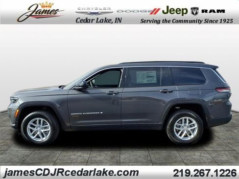 New 2025 Jeep Grand Cherokee L Laredo image 2