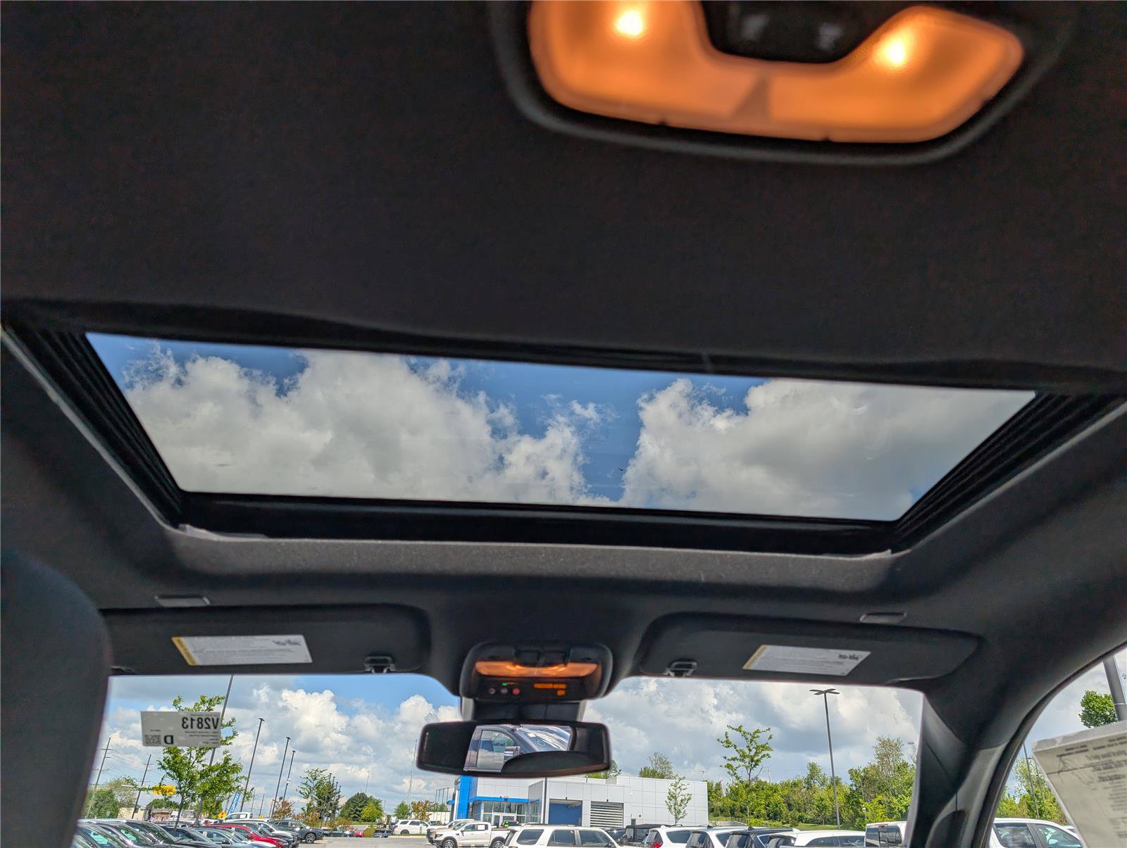 New 2026 Chevrolet Colorado Z71 w/ Technology Package AWD/4WD image 15