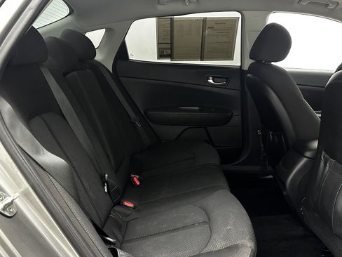 Used 2018 Kia Optima LX image 30