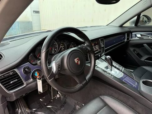 Used 2011 Porsche Panamera image 36