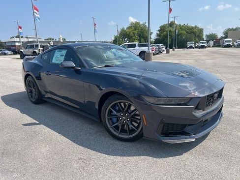 New 2025 Ford Mustang Dark Horse image 2