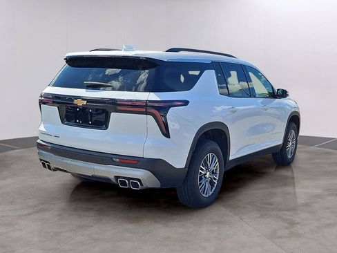 Certified 2025 Chevrolet Traverse LT AWD/4WD image 4
