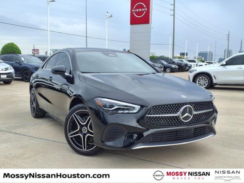 Used 2026 Mercedes-Benz CLA 250 image 1