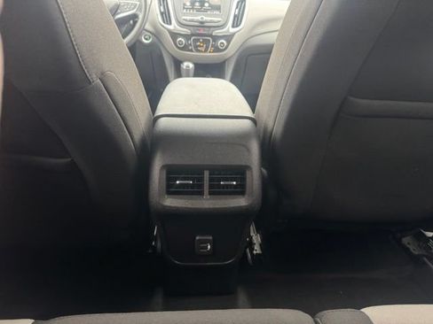Used 2019 Chevrolet Equinox LT AWD/4WD image 9