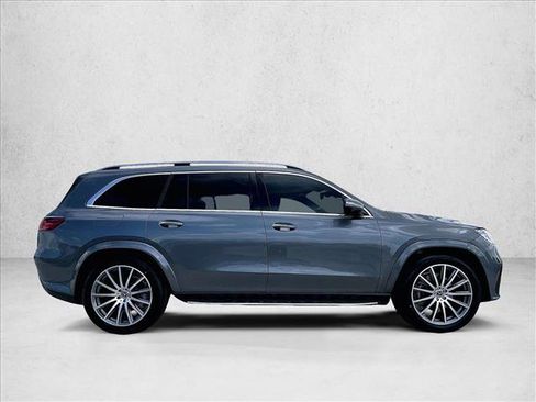 New 2026 Mercedes-Benz GLS 580 4MATIC image 5