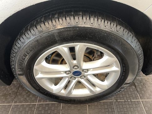 Used 2019 Ford Edge SEL w/ Equipment Group 201A AWD/4WD image 5