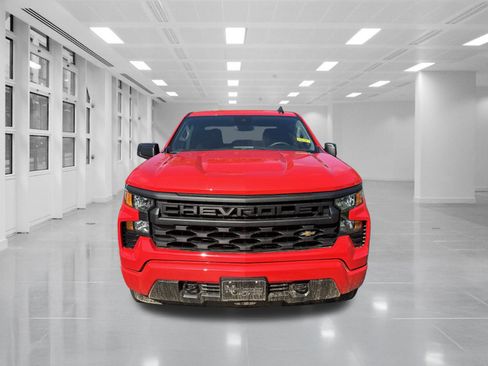 New 2025 Chevrolet Silverado 1500 Custom image 2