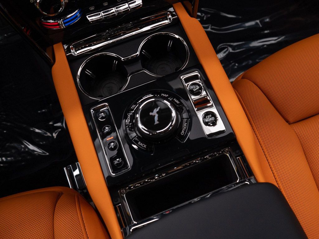 New 2027 Rolls-Royce Cullinan Black Badge AWD/4WD image 41