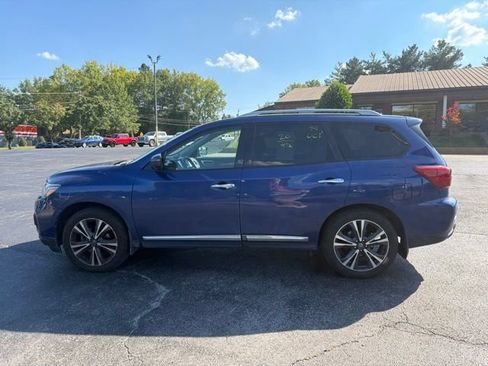 Used 2020 Nissan Pathfinder Platinum w/ Cargo Package AWD/4WD image 9