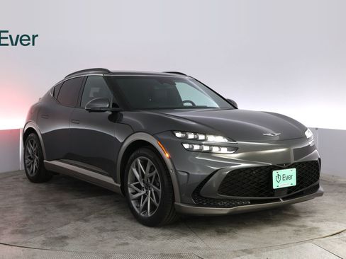 Used 2023 Genesis GV60 Advanced AWD/4WD image 13