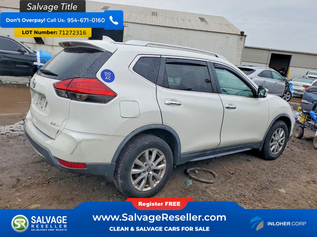 Used 2017 Nissan Rogue SV AWD/4WD image 4