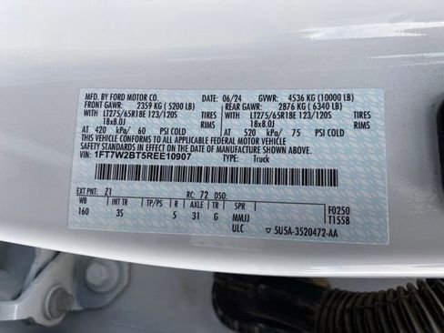 Used 2024 Ford F250 XLT image 25