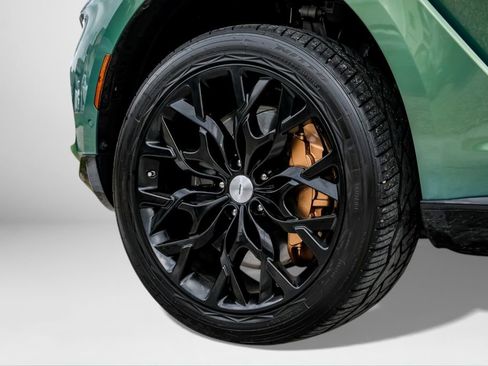 Used 2021 Aston Martin DBX image 66