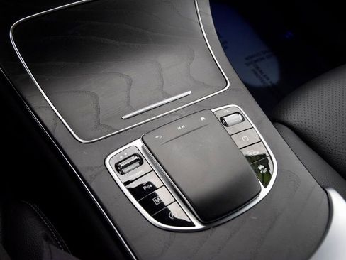 Certified 2022 Mercedes-Benz GLC 300 image 27