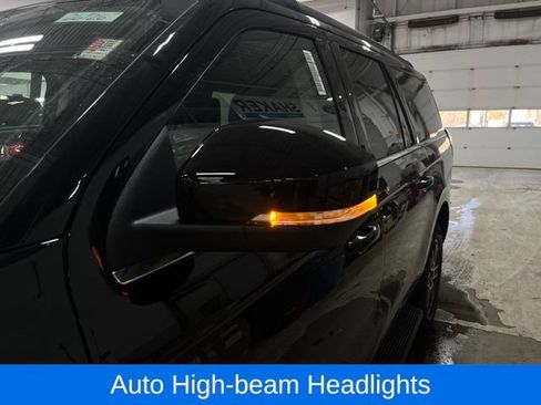 Used 2025 Ford Expedition Max Active AWD/4WD image 14