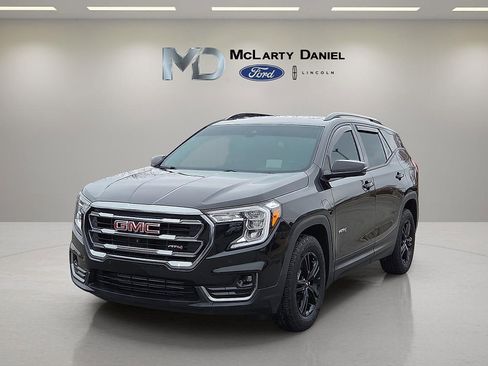 Used 2024 GMC Terrain AT4 w/ Tech Package image 2
