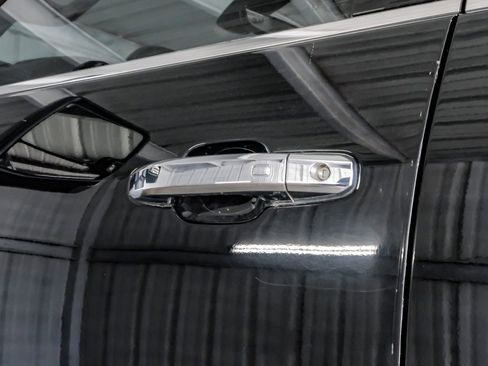 Used 2023 GMC Sierra 3500 Denali w/ Denali Ultimate Package image 41