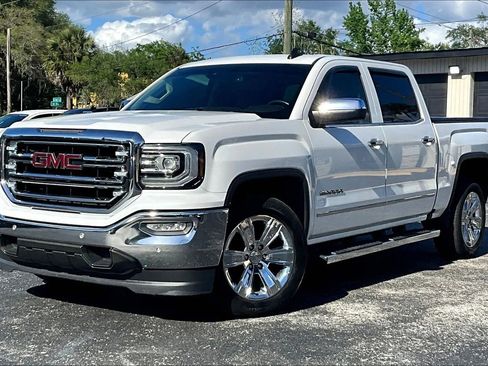 Used 2017 GMC Sierra 1500 SLT image 1