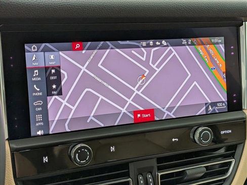 New 2026 Porsche Macan image 29