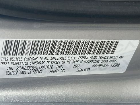 Used 2019 Jeep Compass Limited image 30