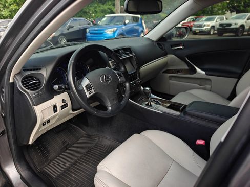 Used 2012 Lexus IS 250 w/ Premium Pkg Value Edition RWD image 13