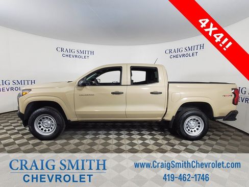 Used 2023 Chevrolet Colorado W/T w/ Advanced Trailering Package image 2