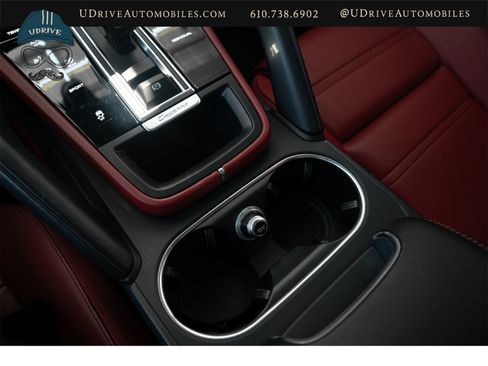 Used 2022 Porsche Cayenne AWD/4WD image 42