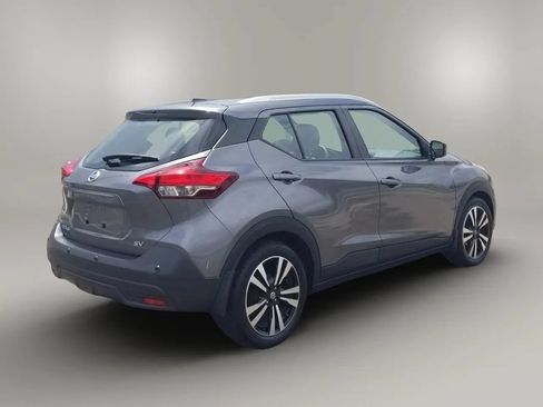 Used 2020 Nissan Kicks SV FWD image 6