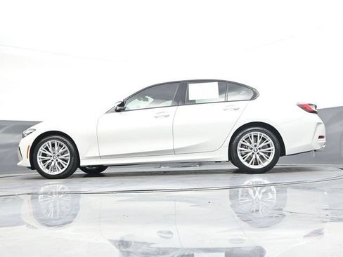 Used 2023 BMW 330i xDrive Sedan w/ Driving Assistance Package AWD/4WD image 39