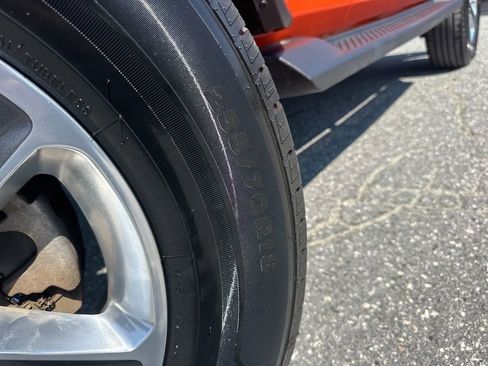 Used 2018 Jeep Wrangler Unlimited Sahara image 31