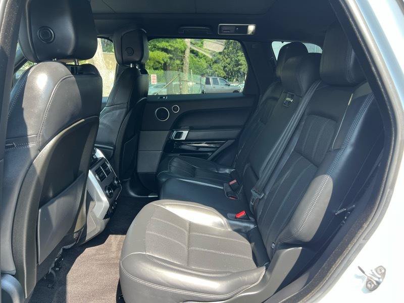 Used 2018 Land Rover Range Rover Sport HSE AWD/4WD image 8