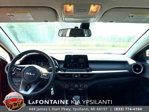 Used 2024 Kia Forte LXS FWD image 11