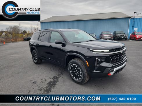 New 2026 Chevrolet Traverse Z71 w/ Enhanced Driving Package image 1