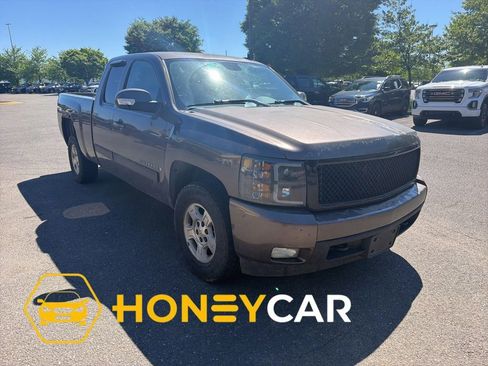 Used 2007 Chevrolet Silverado 1500 LTZ w/ Safety Package AWD/4WD image 1