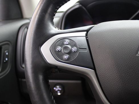 Used 2022 Chevrolet Colorado LT w/ LT Convenience Package AWD/4WD image 34