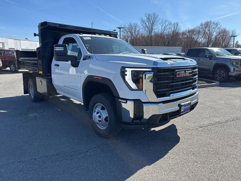 New 2026 GMC Sierra 3500 Pro w/ Convenience Package AWD/4WD image 8