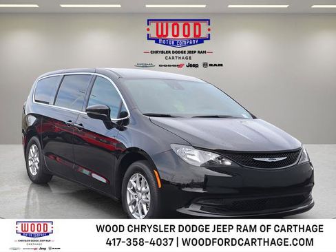 New 2026 Chrysler Voyager LX image 1