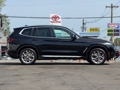 Used 2022 BMW X3 xDrive30i w/ Premium Package 2 AWD/4WD image 4