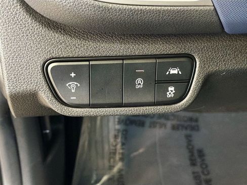 Used 2023 Kia Seltos S image 12