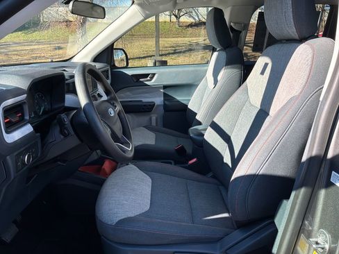 Used 2022 Ford Maverick XLT image 9