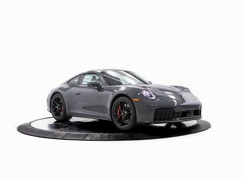 New 2026 Porsche 911 Carrera 4 GTS image 9
