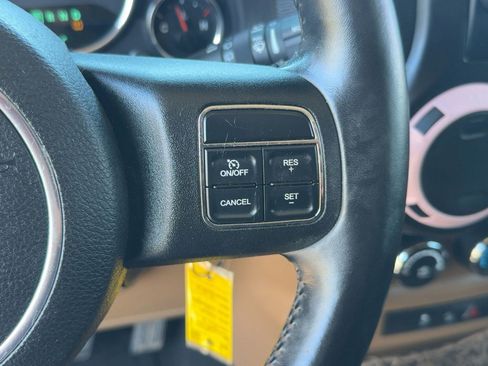 Used 2012 Jeep Wrangler Sahara image 25