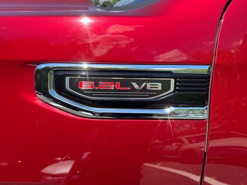 Used 2019 GMC Sierra 1500 Denali w/ Technology Package AWD/4WD image 6
