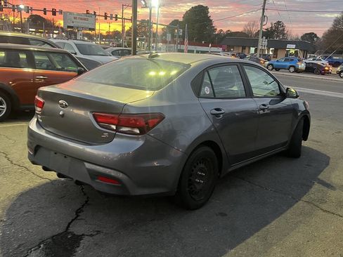 Used 2019 Kia Rio S image 7