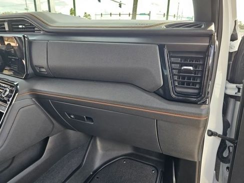 Used 2025 GMC Sierra 1500 AT4 w/ AT4 Premium Package image 24