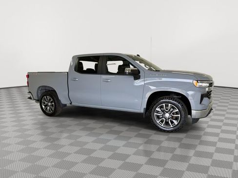 Certified 2024 Chevrolet Silverado 1500 LT AWD/4WD image 13