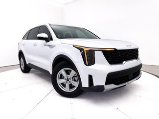 Used 2025 Kia Sorento LX FWD video 1