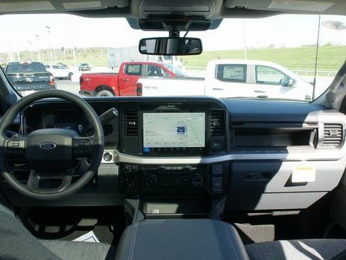 New 2026 Ford F250 XLT w/ XLT Premium Package AWD/4WD image 36