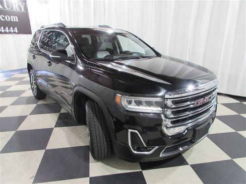 Used 2023 GMC Acadia SLT AWD/4WD image 3