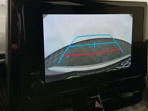 Used 2024 Toyota Corolla LE image 22